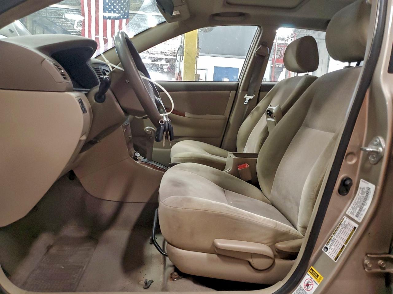 Toyota Corolla Ce Image 12