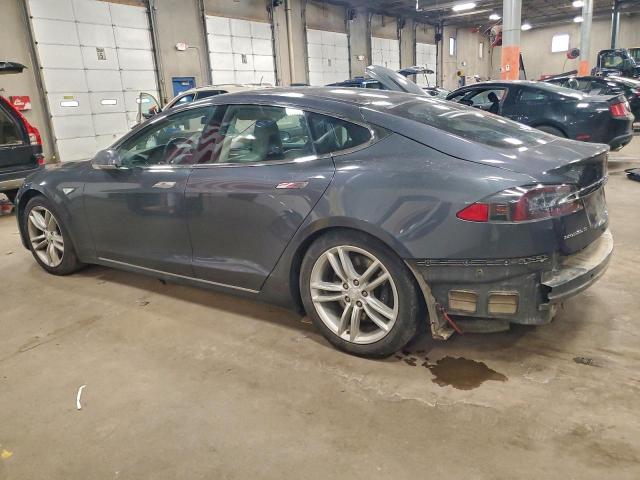 Tesla Model S Image 10