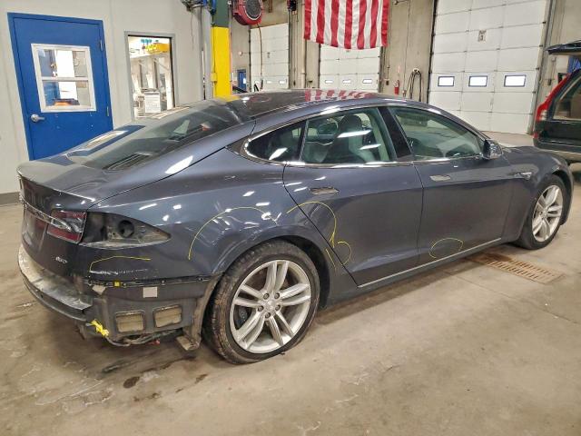 Tesla Model S Image 2