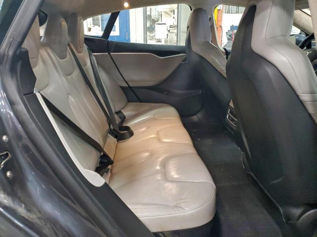 Tesla Model S Image 9