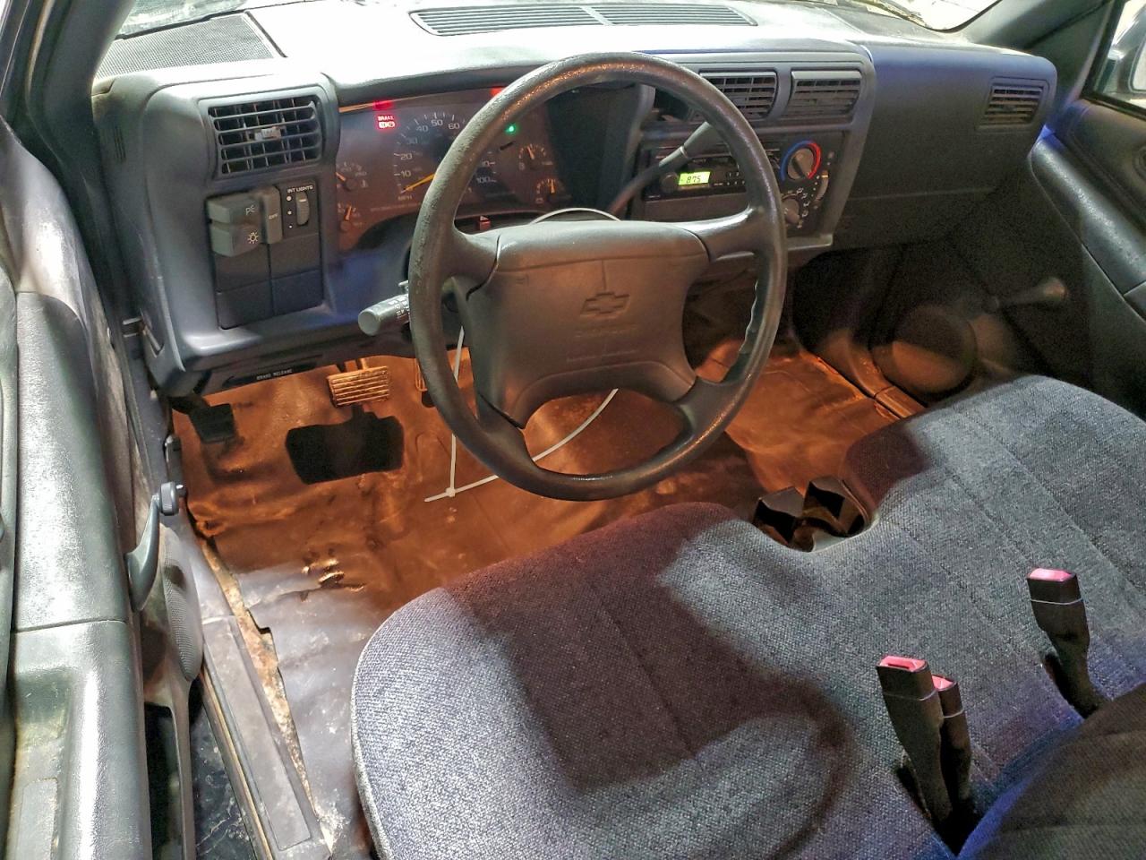 Chevrolet S-10 S10 Image 7