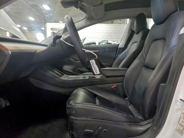 Tesla Model 3 Image 12