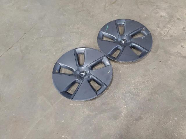 Tesla Model 3 Image 2