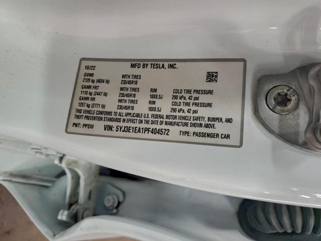 Tesla Model 3 Image 9