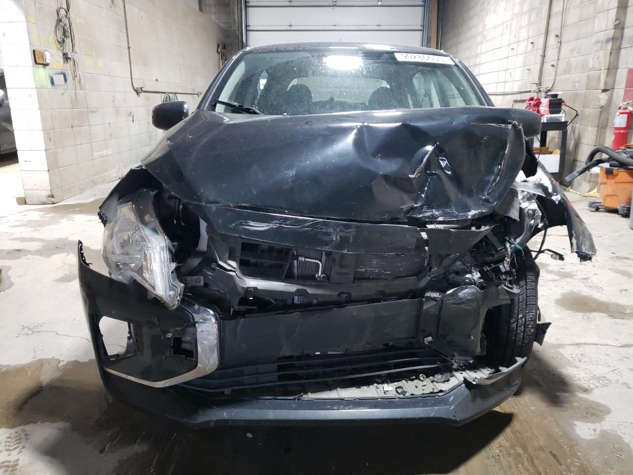 Mitsubishi Mirage Es Image 5