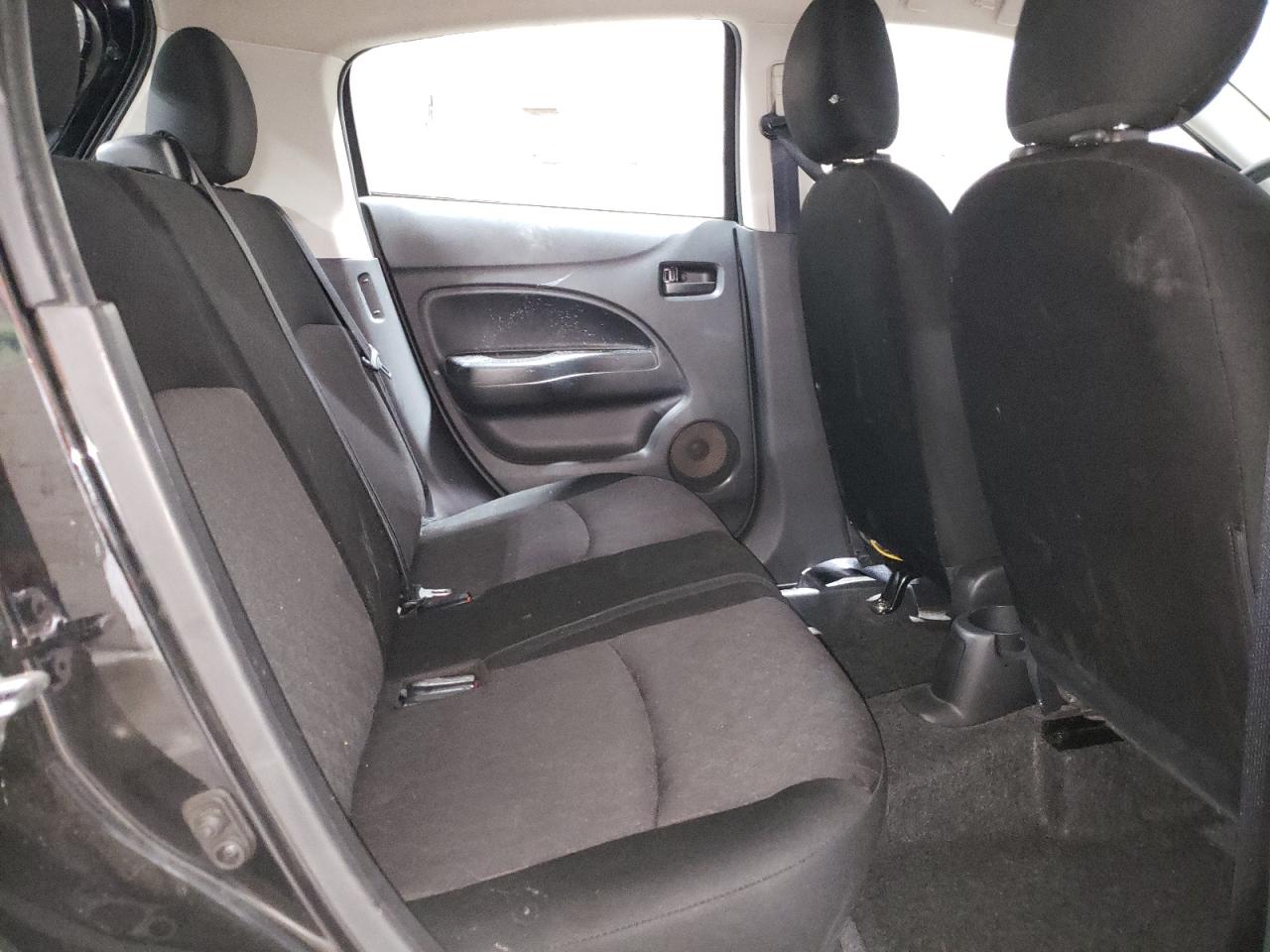 Mitsubishi Mirage Es Image 10