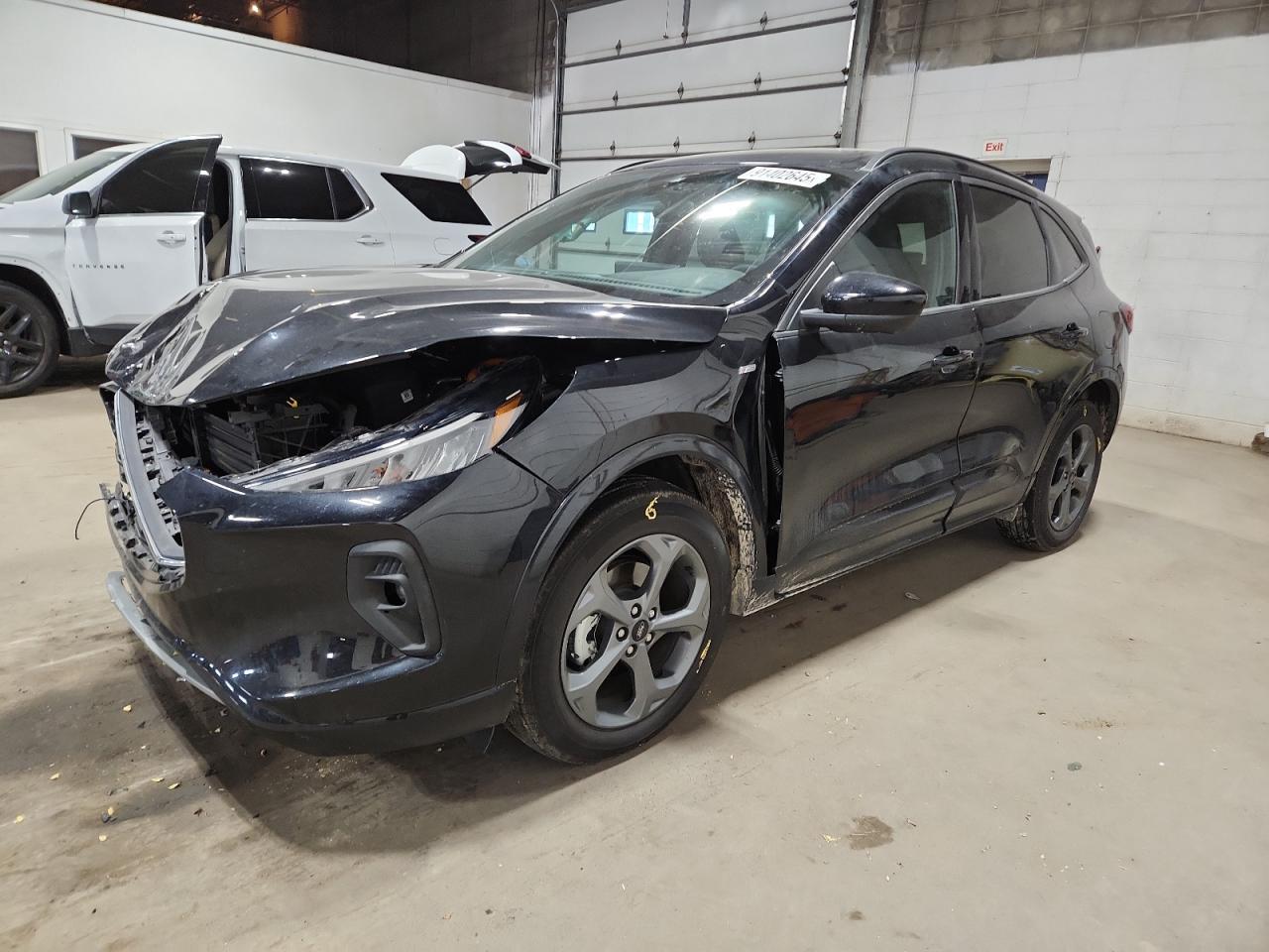 Ford Escape St Line Select Image 1