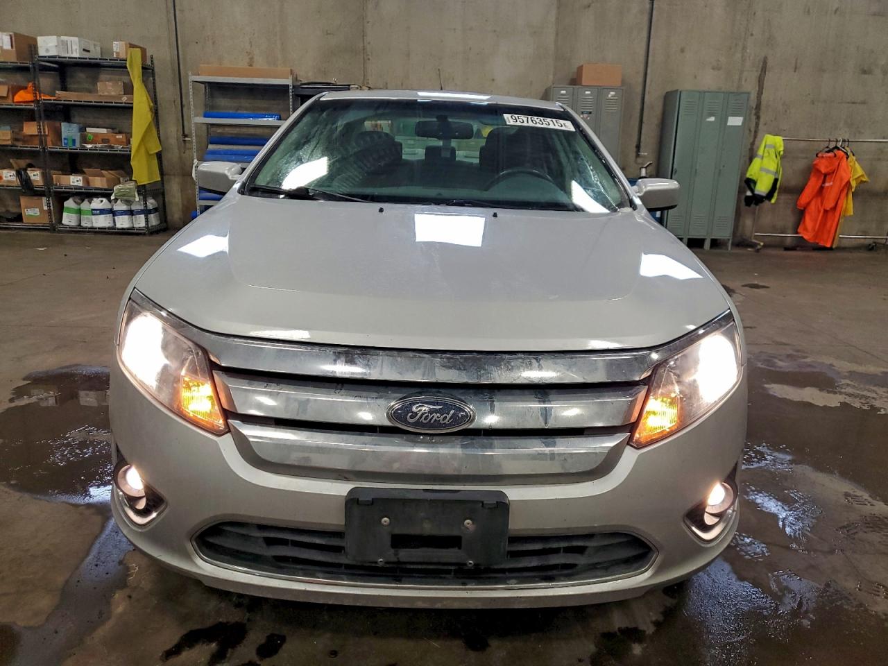 Ford Fusion Hybrid Image 6