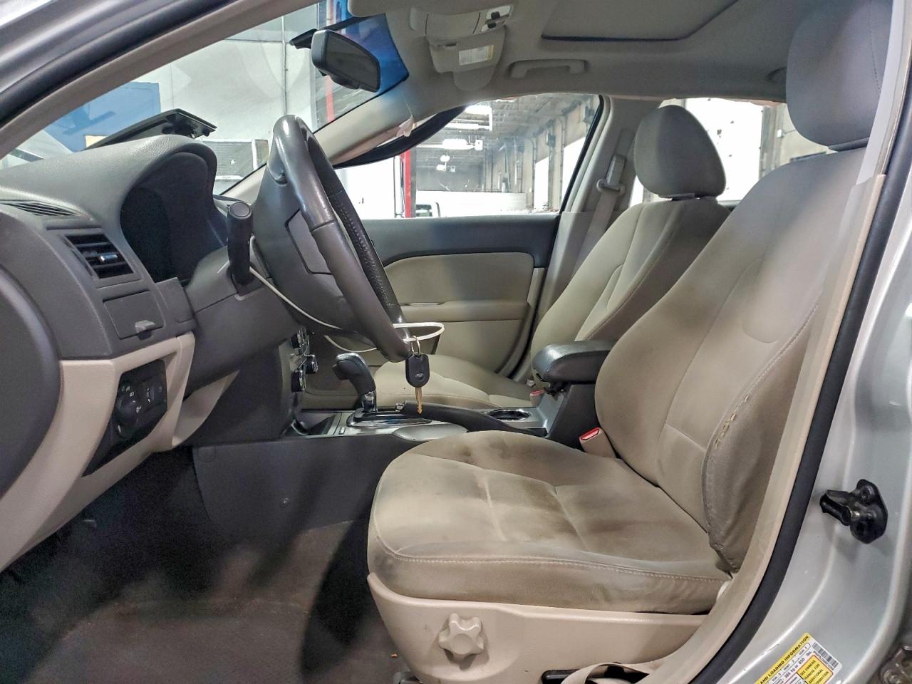 Ford Fusion Hybrid Image 5