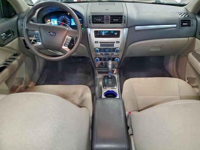 Ford Fusion Hybrid Image 8