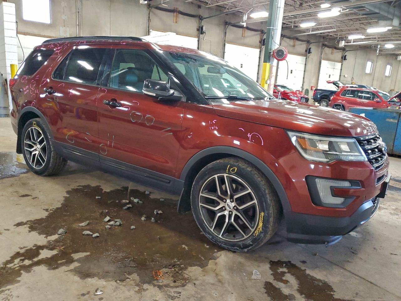 Ford Explorer Sport Image 2