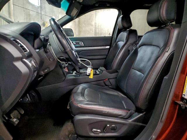 Ford Explorer Sport Image 11