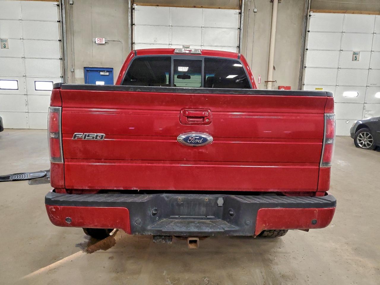 Ford F-150 Supercrew Image 8