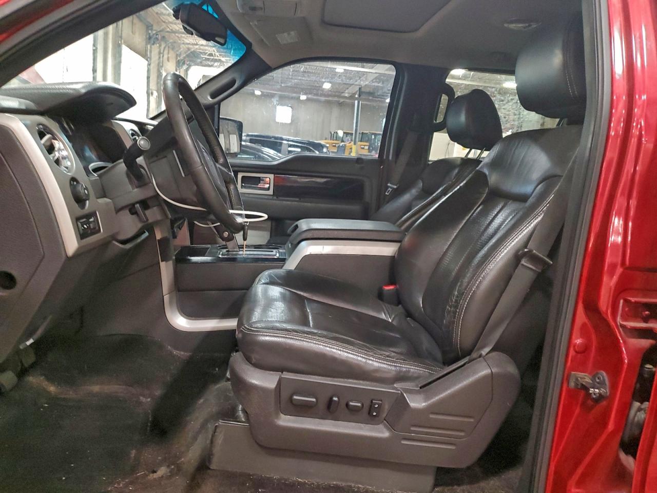 Ford F-150 Supercrew Image 11