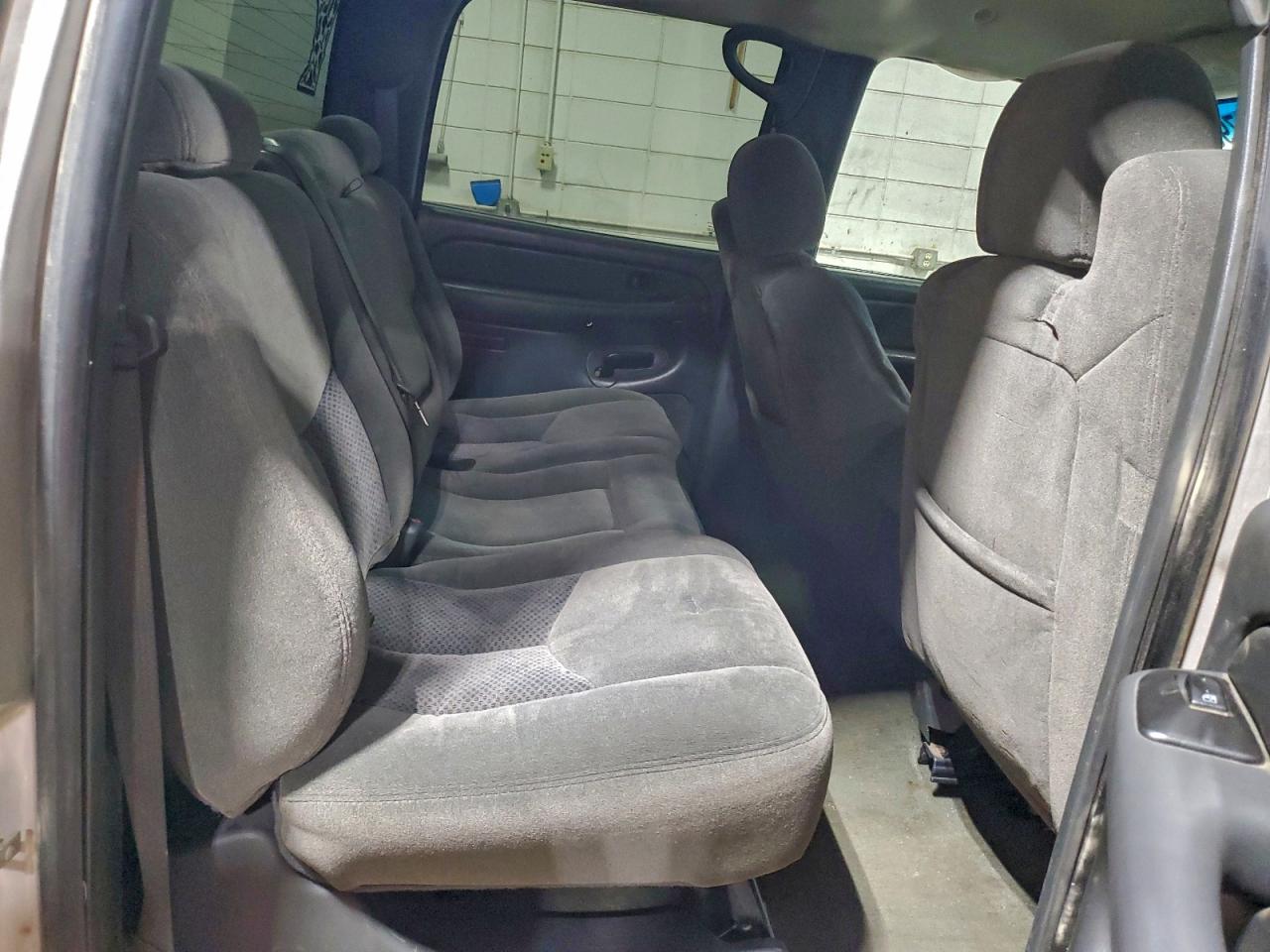 Chevrolet Silverado K1500 Classic Hd Image 11