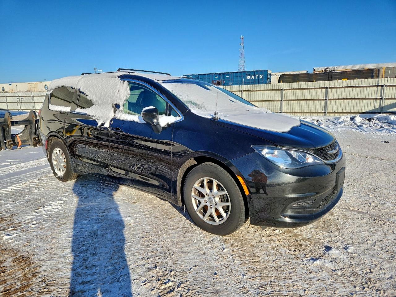 Chrysler Minivan Lxi Image 3