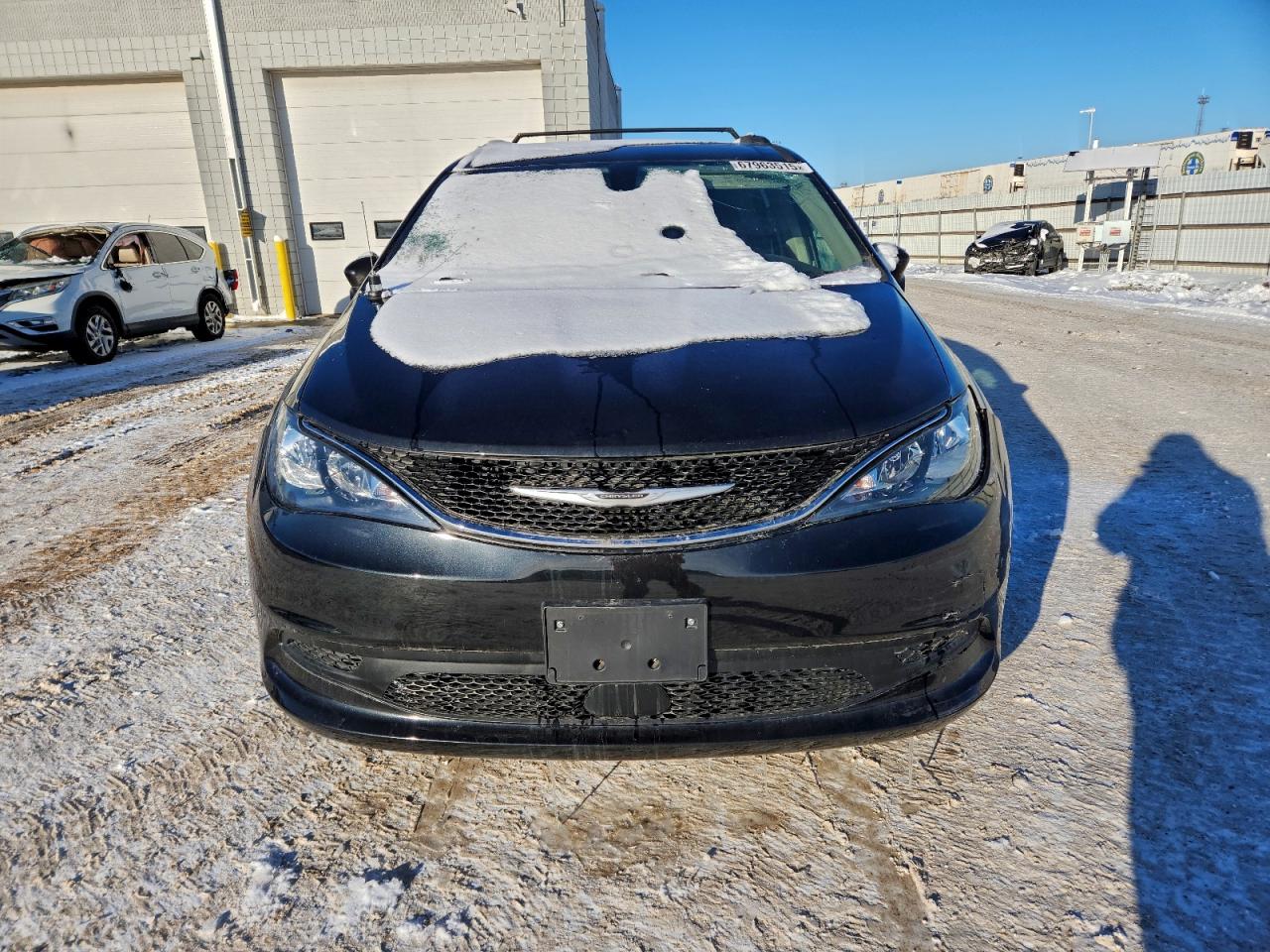 Chrysler Minivan Lxi Image 2