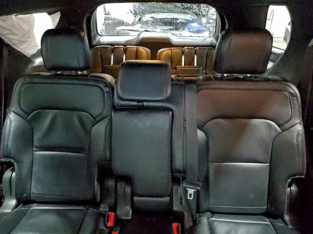 Ford Explorer Sport Image 12