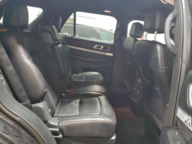 Ford Explorer Sport Image 11