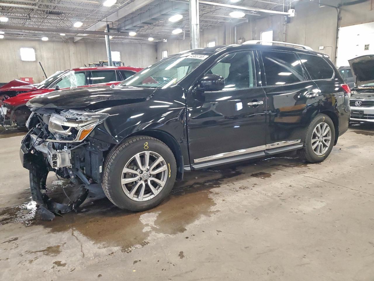 Nissan Pathfinder S Image 1