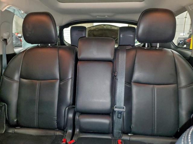 Nissan Pathfinder S Image 9