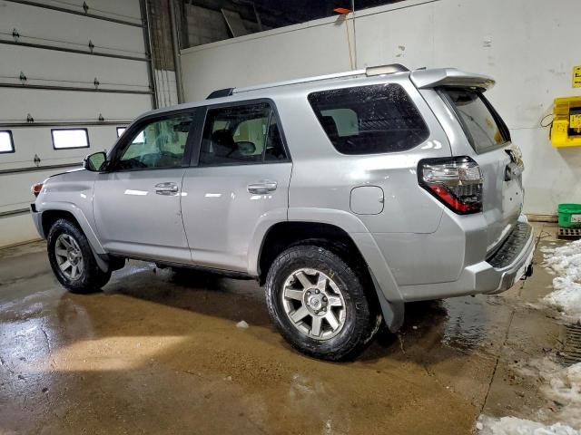 Toyota 4Runner Sr5/sr5 Premium Image 2
