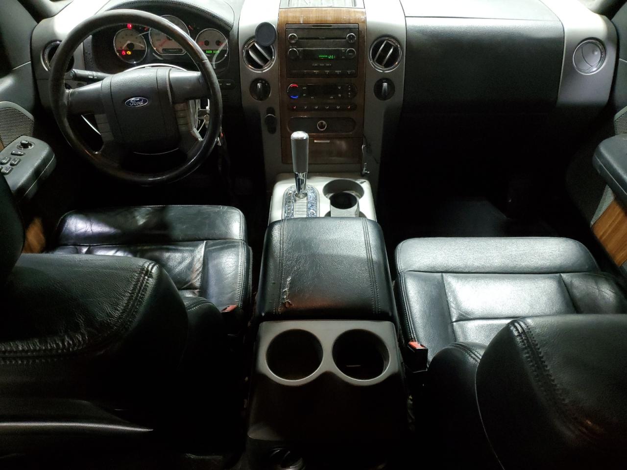 Ford F-150 Supercrew Image 6