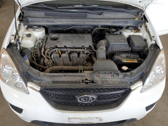 Kia Rondo Base Image 11