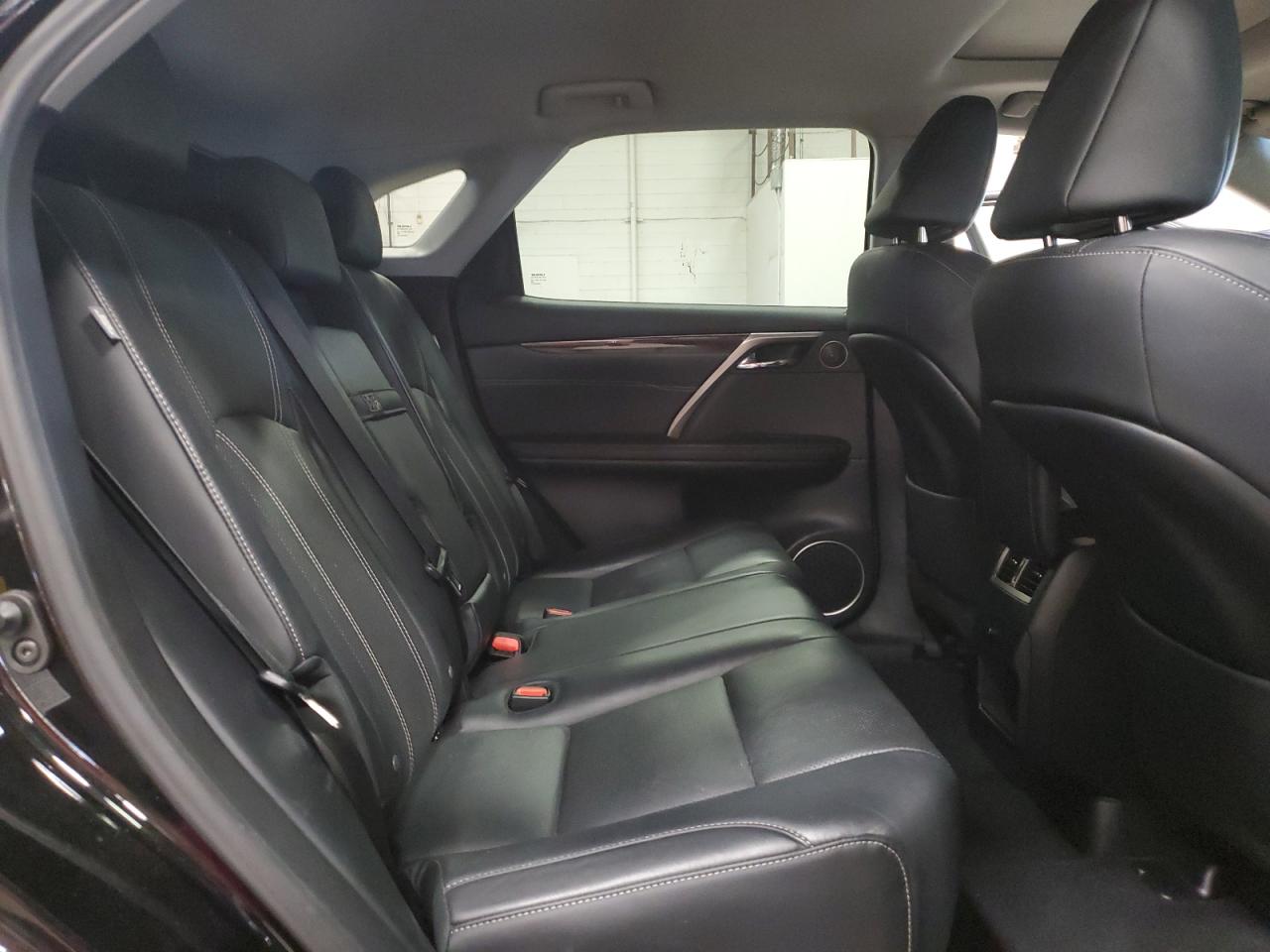 Lexus RX 350 Base Image 3