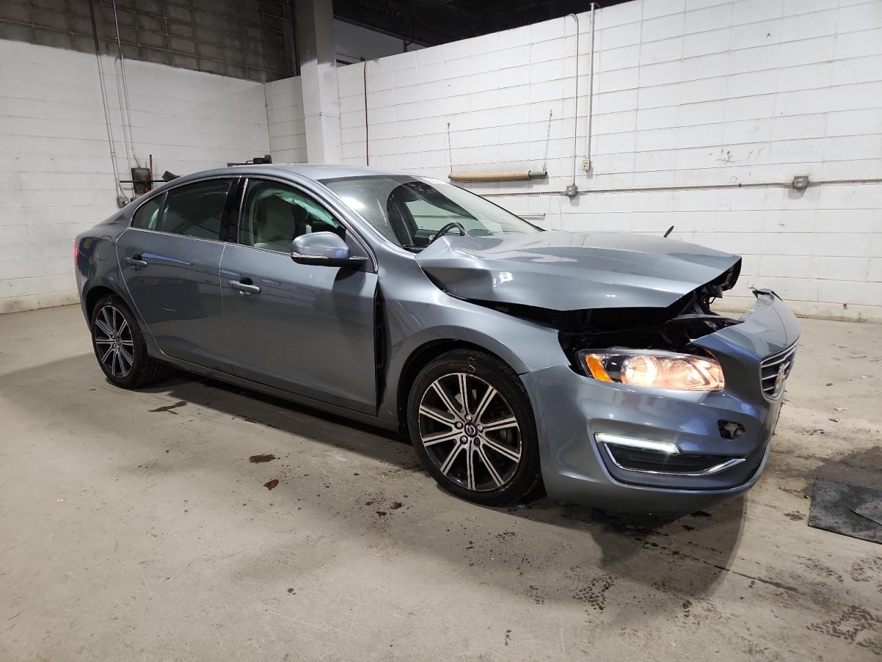 Volvo S60 Inscription Image 11