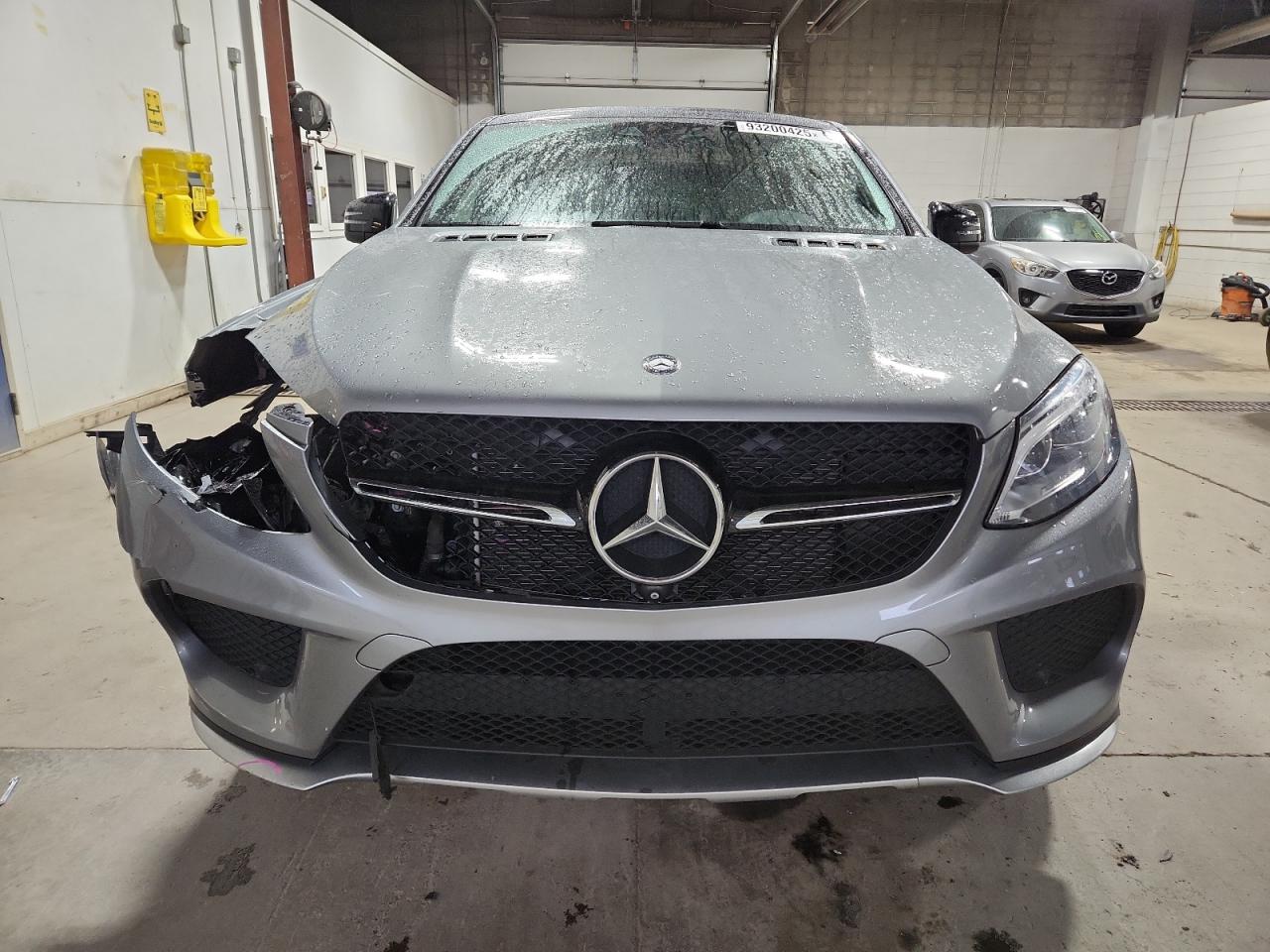 Mercedes-Benz GLE 450 4matic Image 6