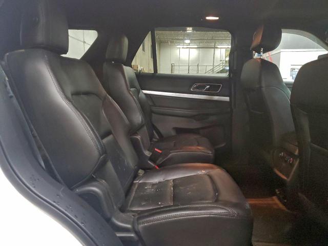 Ford Explorer Xlt Image 6