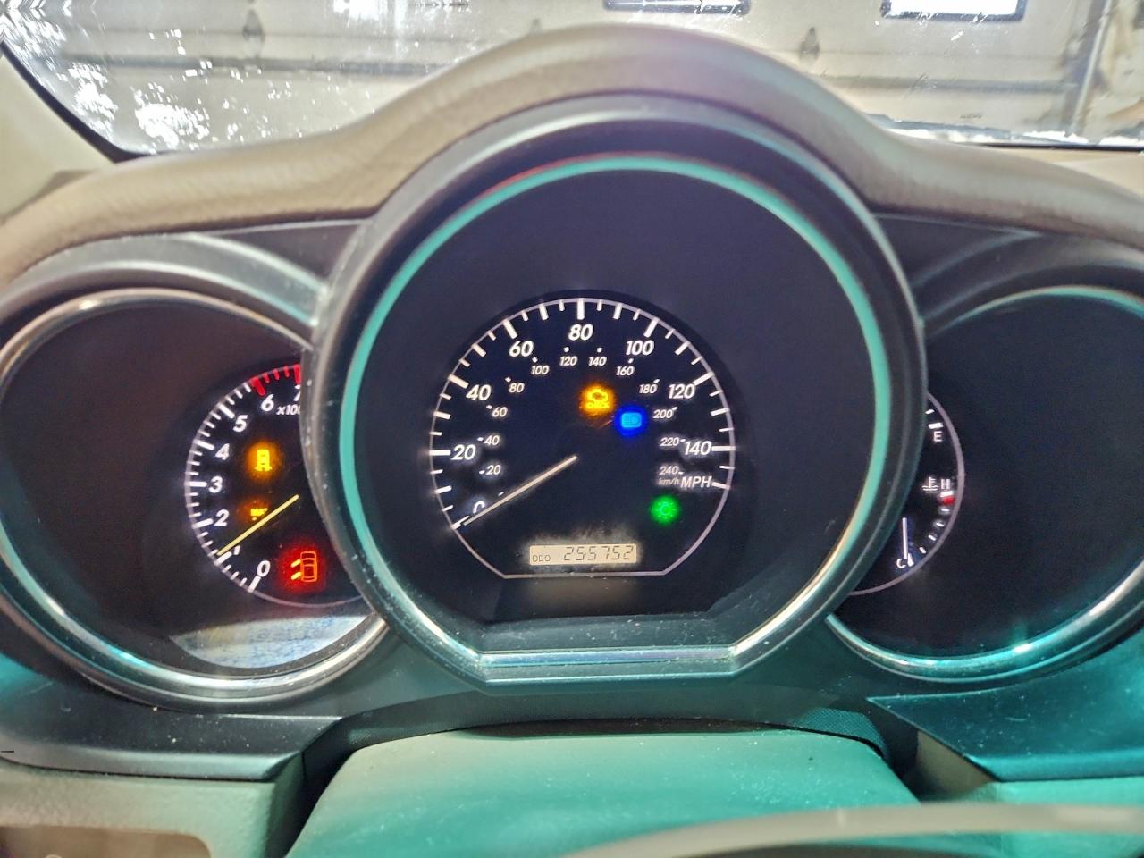 Lexus RX 330 Image 10