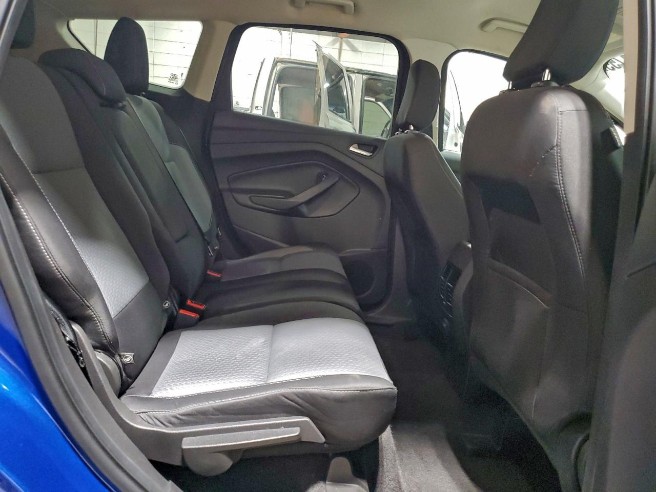 Ford Escape Se Image 6