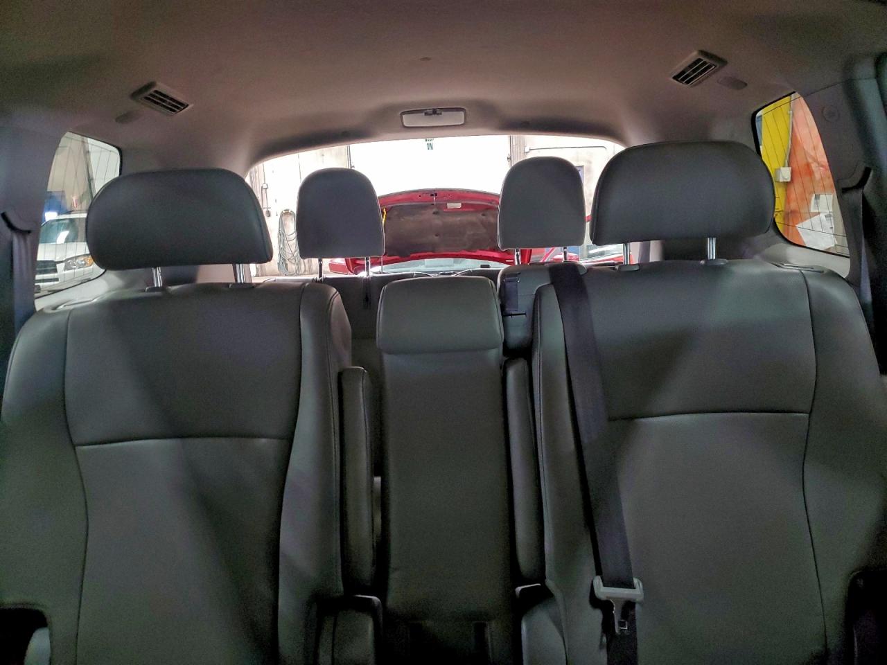 Toyota Highlander Limited Image 12