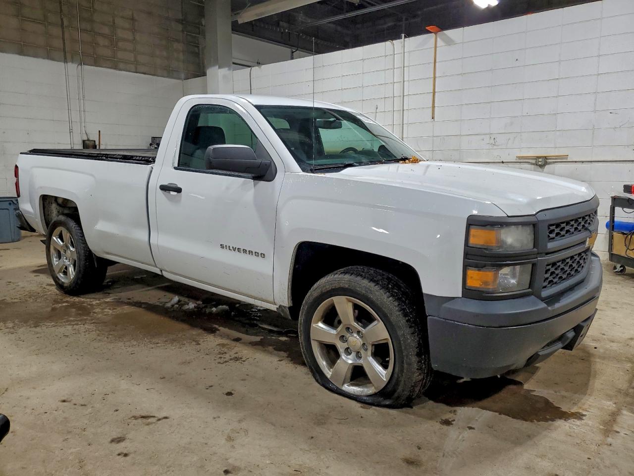 Chevrolet Silverado C1500 Image 12
