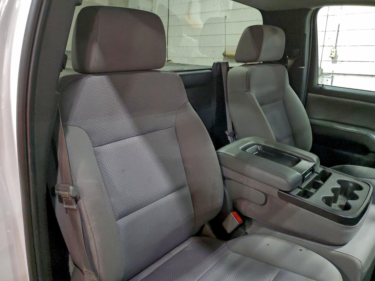 Chevrolet Silverado C1500 Image 5