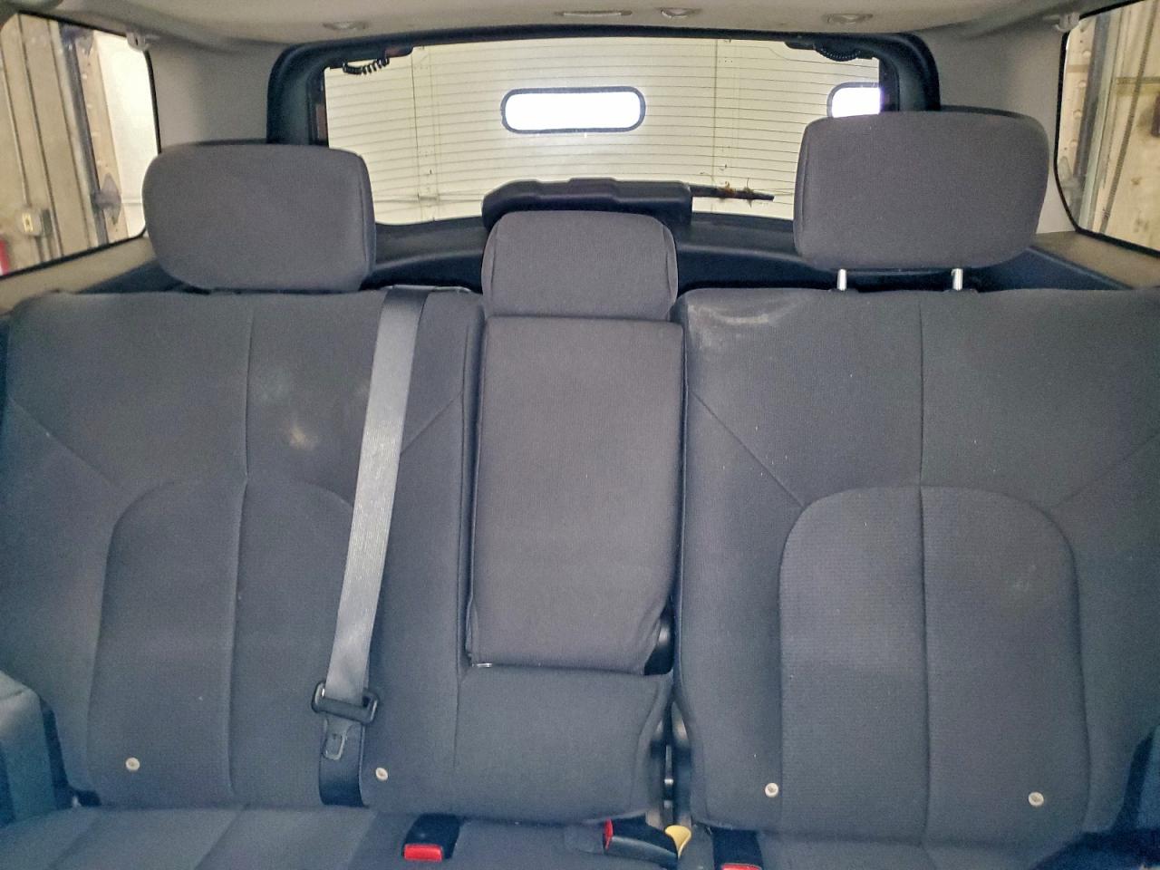 Mitsubishi Endeavor Ls Image 11