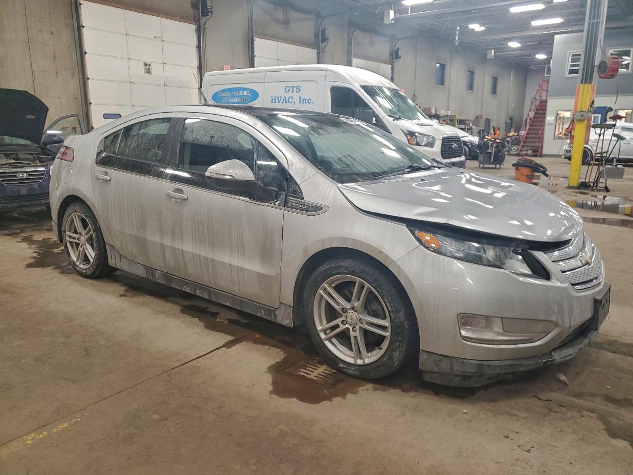 Chevrolet Volt Image 12