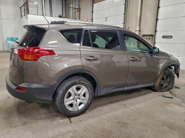 Toyota RAV4 Le Image 7