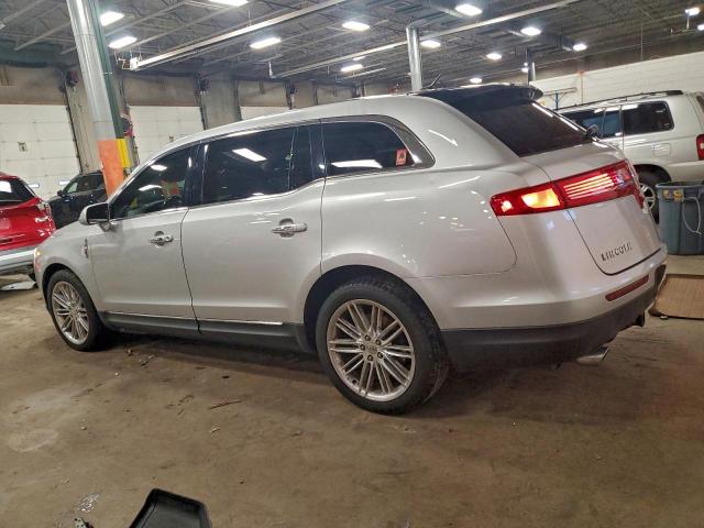 Lincoln MKT Image 10