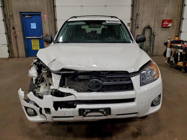 Toyota RAV4 Sport Image 12