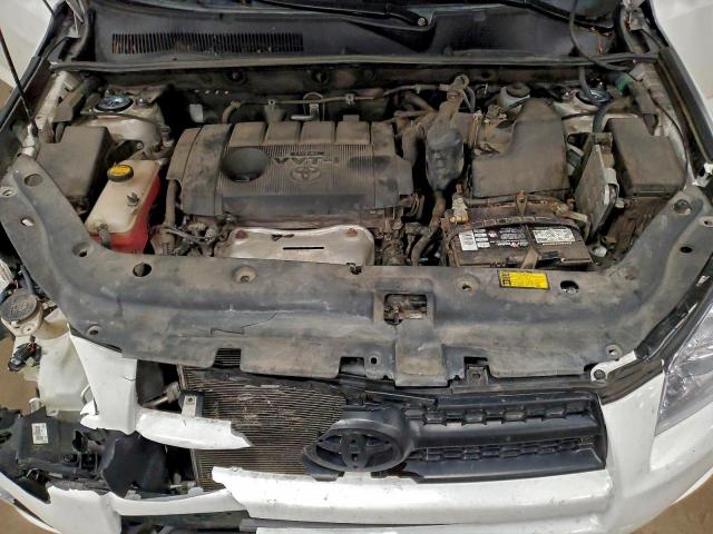 Toyota RAV4 Sport Image 9