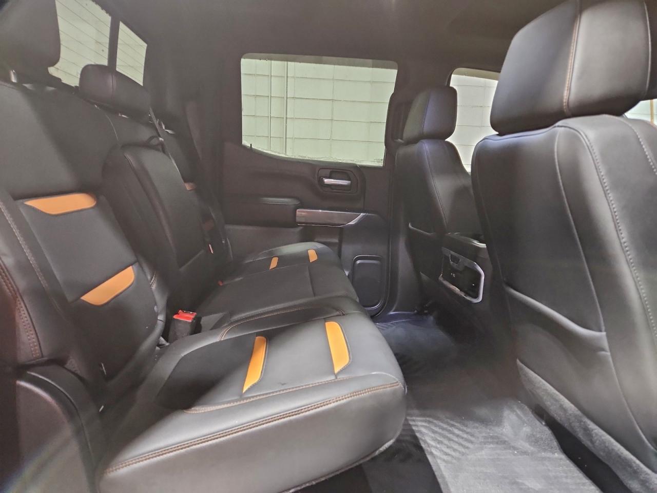 GMC Sierra K1500 At4 Image 5