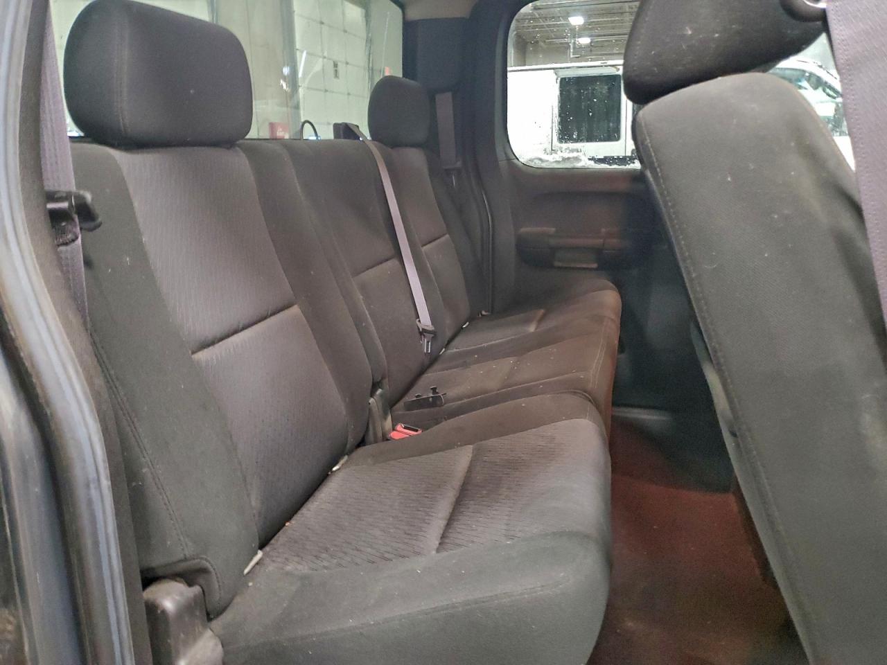 Chevrolet Silverado K1500 Lt Image 3