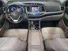 Toyota Highlander Le Image 13