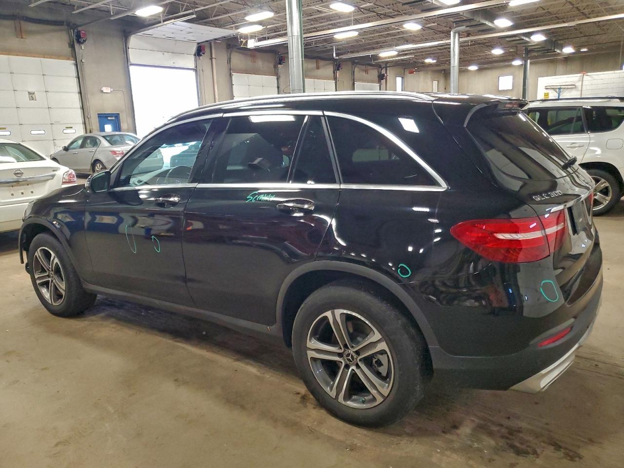 Mercedes-Benz GLC 300 4matic Image 3