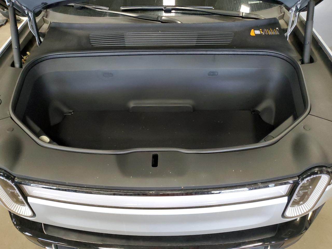 Rivian Rit Adventure Image 9