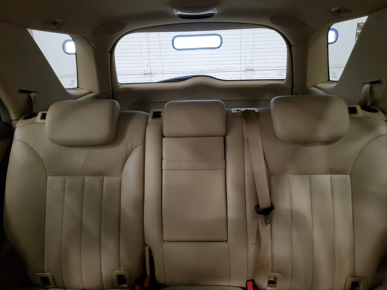 Mercedes-Benz M-Class 500 Image 2