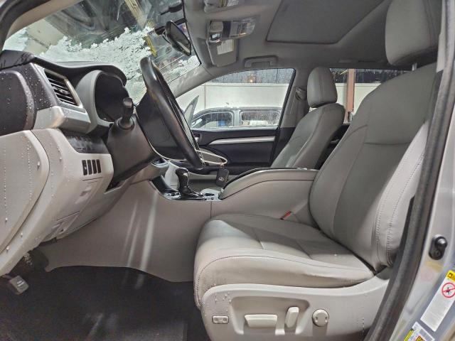 Toyota Highlander Xle Image 3